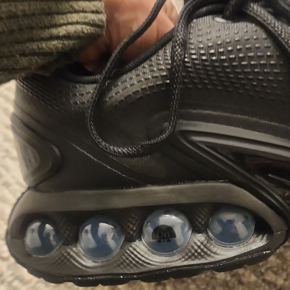 Nike Men's Air Max DN Size 15 - Picture 3 of 7